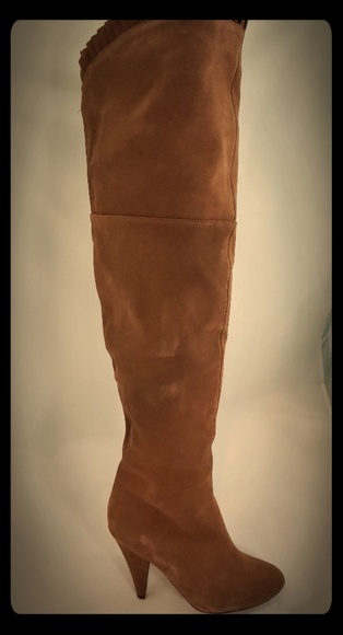 HOT IN HOLLYWOOD Brown Sued Knee High Heels 9M - Picture 2 of 11